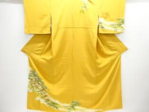 寺院に松模様刺繍訪問着